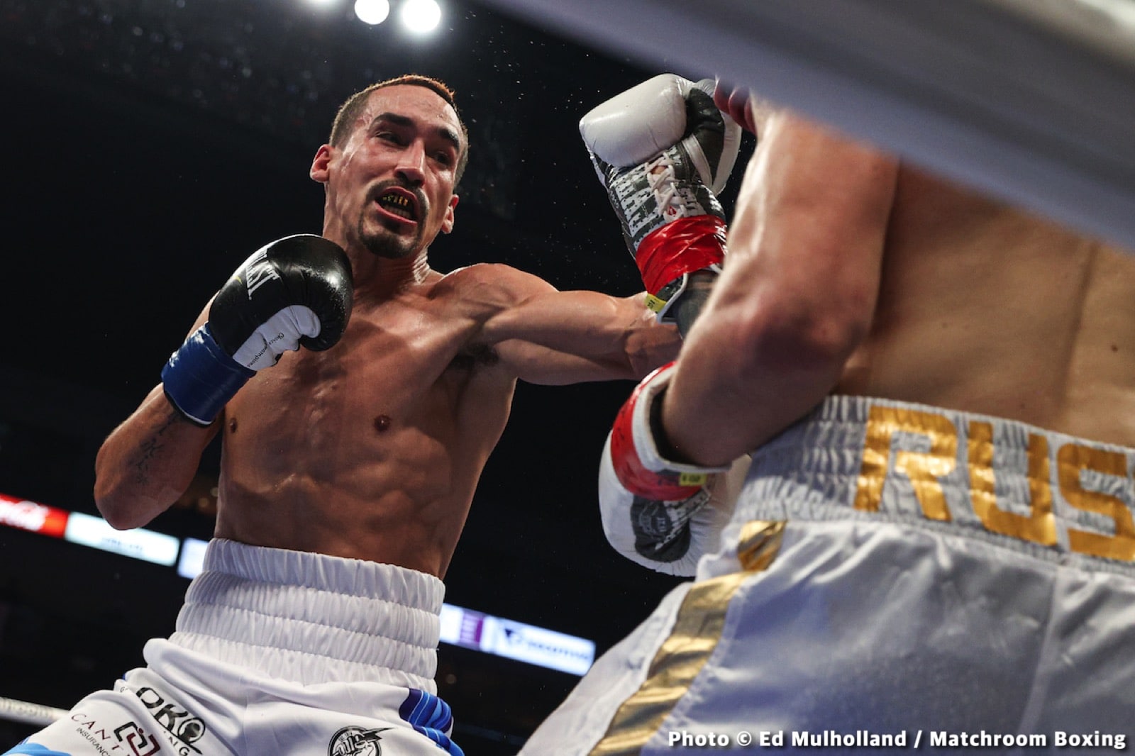 Boxing photo: Demetrius Andrade, Jason Quigley, José Velásquez, Julio Cesar Martinez, McWilliams Arroyo, Murodjon Akhmadaliev image Andrade slaughters Quigley in statement fight - Results