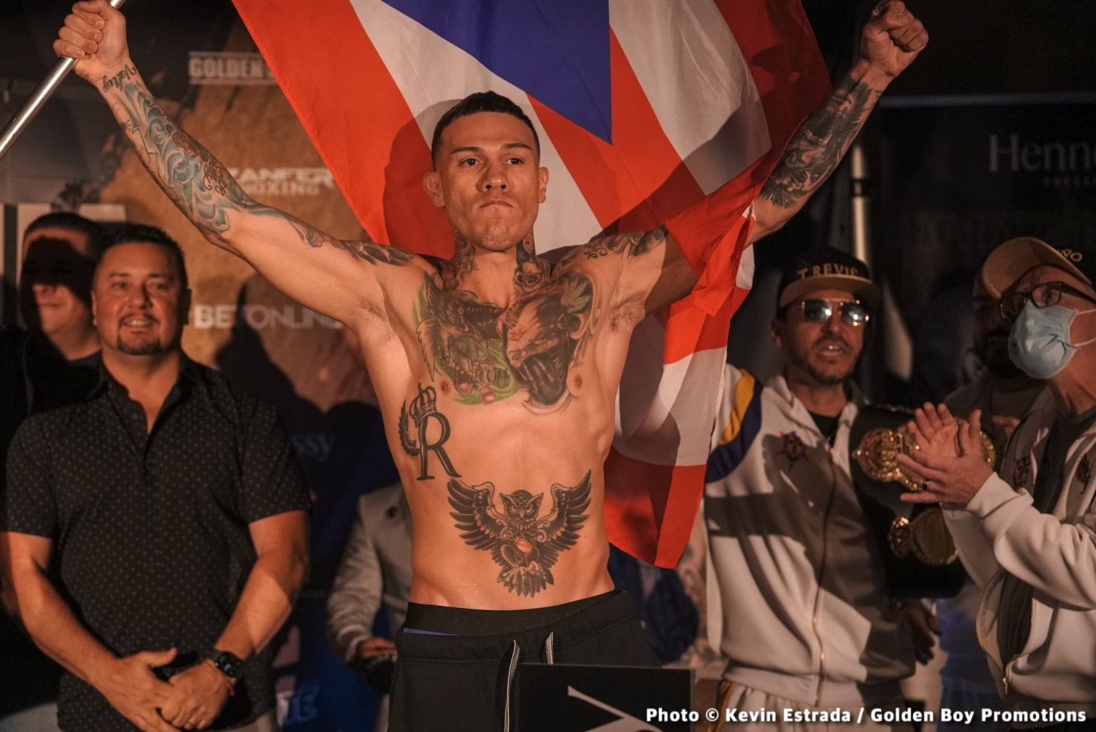 Boxing photo: Gabriel Rosado, Jaime Munguia image Jaime Munguia vs. Gabriel Rosado - weights