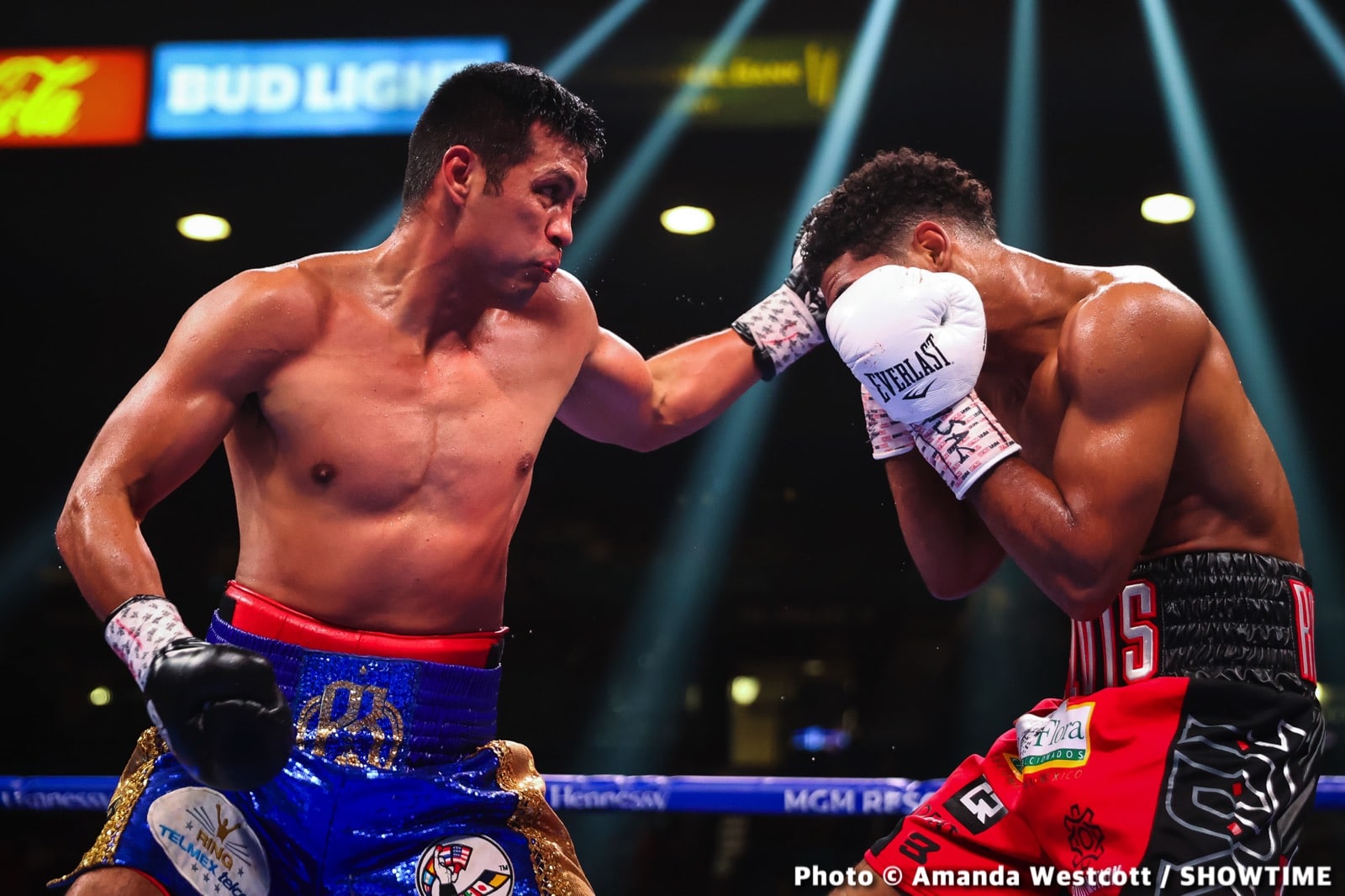 Boxing photo: Anthony Dirrell, Caleb Plant, Canelo Alvarez image Photos: Canelo defeats Plant, Dirrell Scores Highlight-Reel KO Over Hernandez