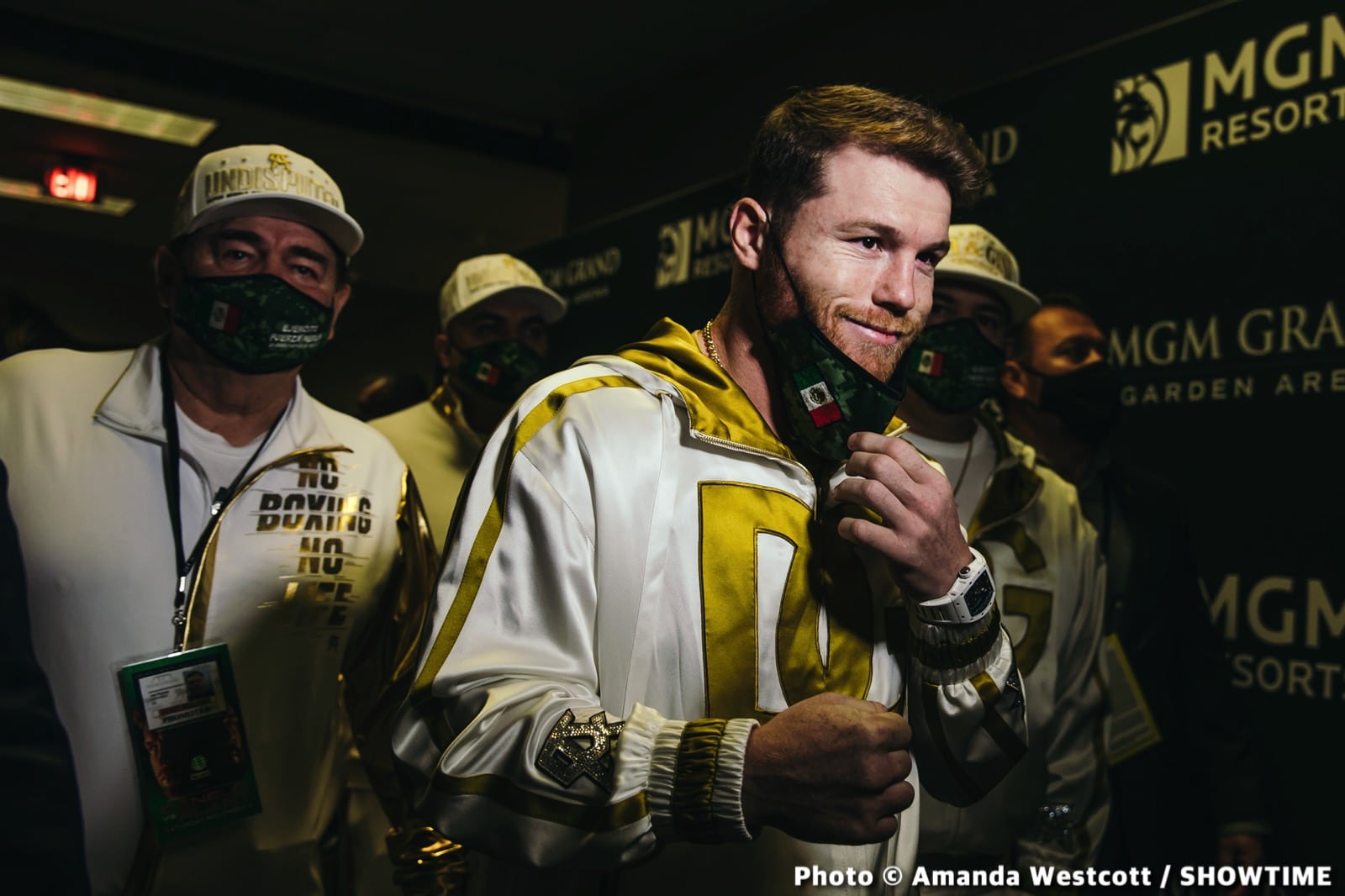 Boxing photo: Anthony Dirrell, Caleb Plant, Canelo Alvarez image Photos: Canelo defeats Plant, Dirrell Scores Highlight-Reel KO Over Hernandez