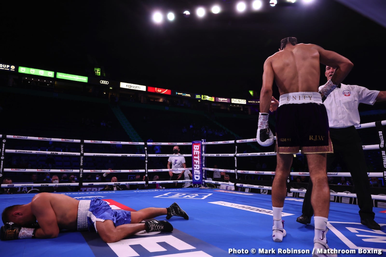 Parker - Chisora 2 - LIVE action results from Manchester
