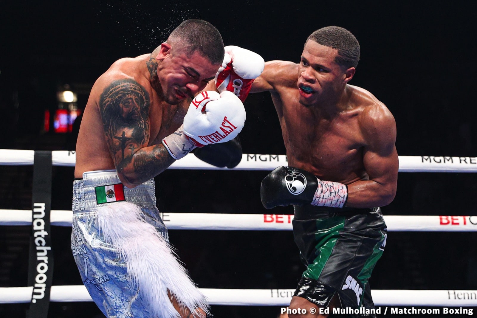 Devin Haney retains WBC lightweight title with stylish points win over Joseph Diaz