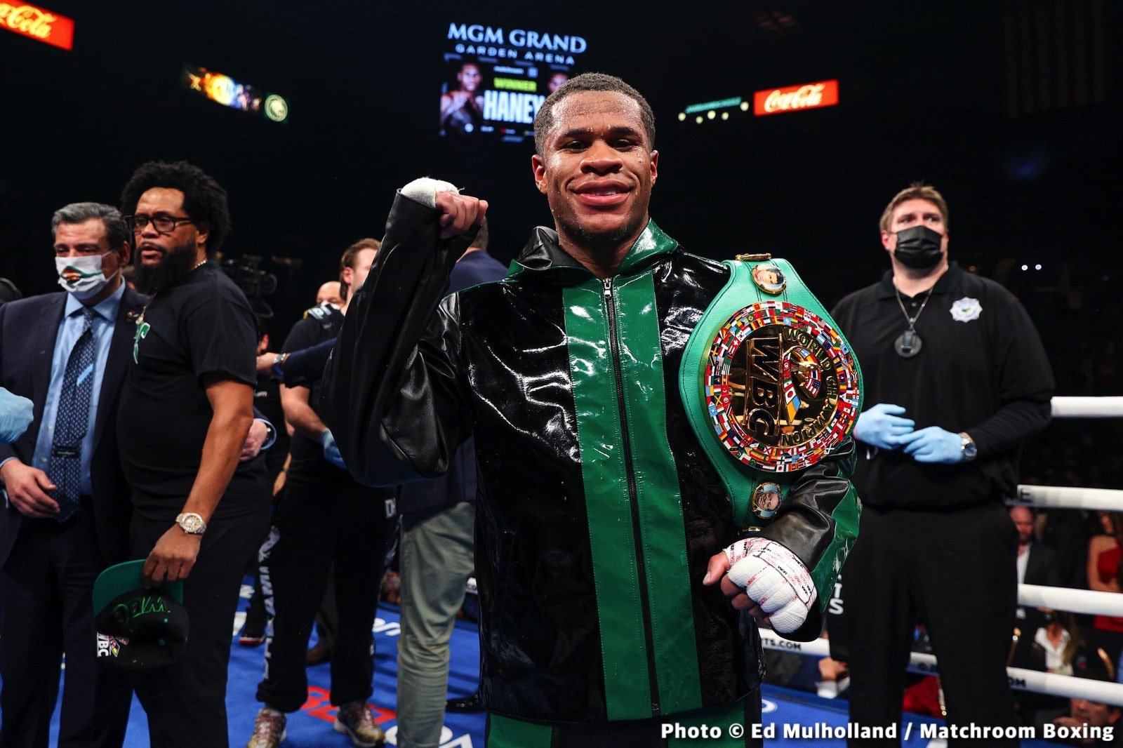 Devin Haney wants a "One-off" at 140 to test the waters