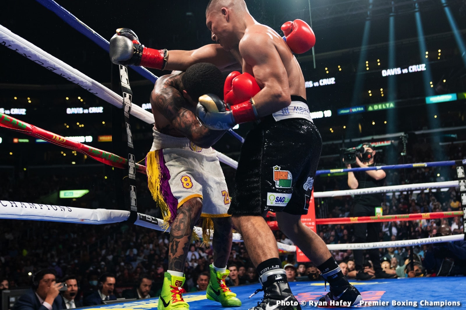 Isaac Cruz, Ryan Garcia boxing image / photo