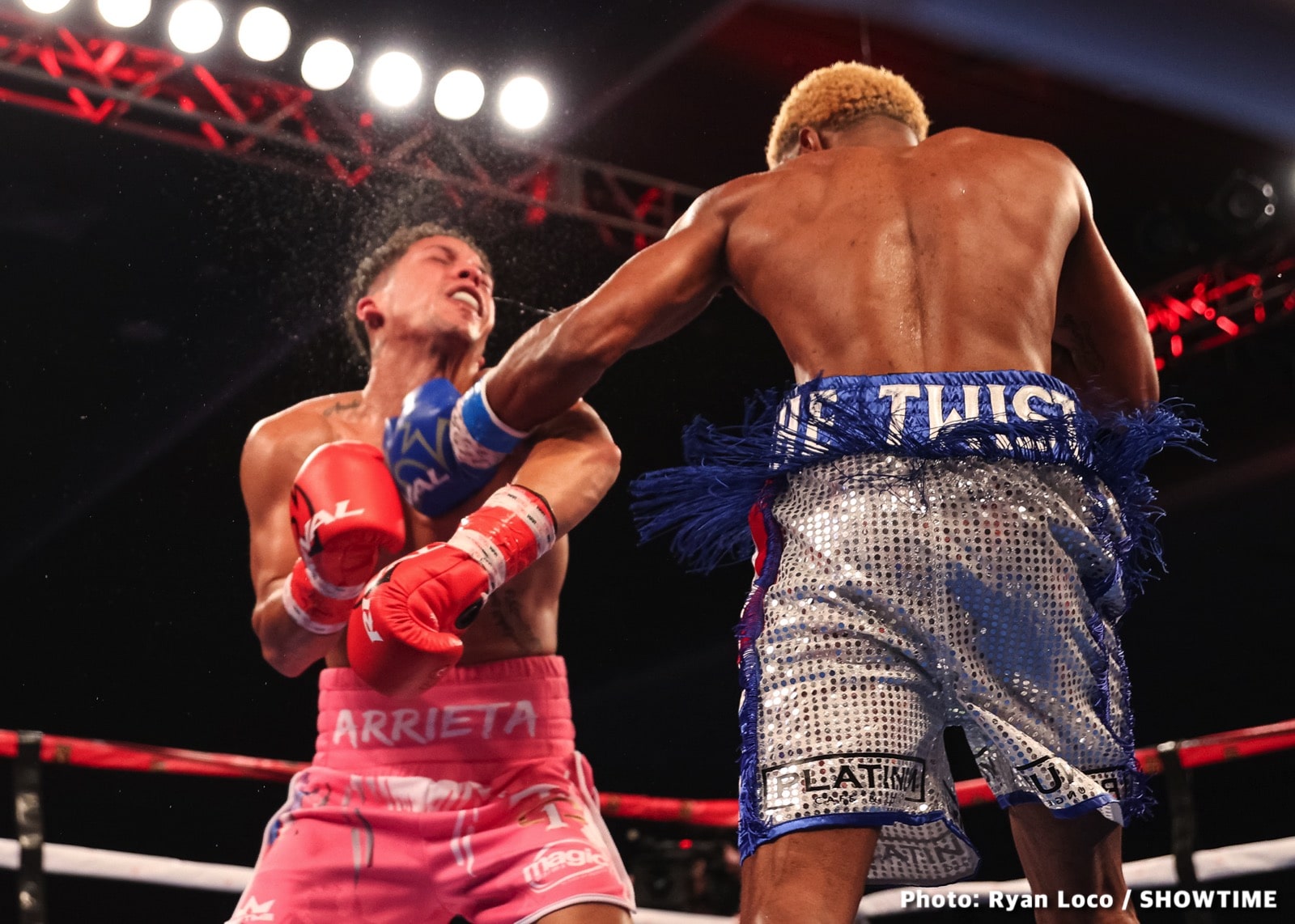 Luis Nunez Stops Carlos Arrieta Boxing Results Latest Boxing News
