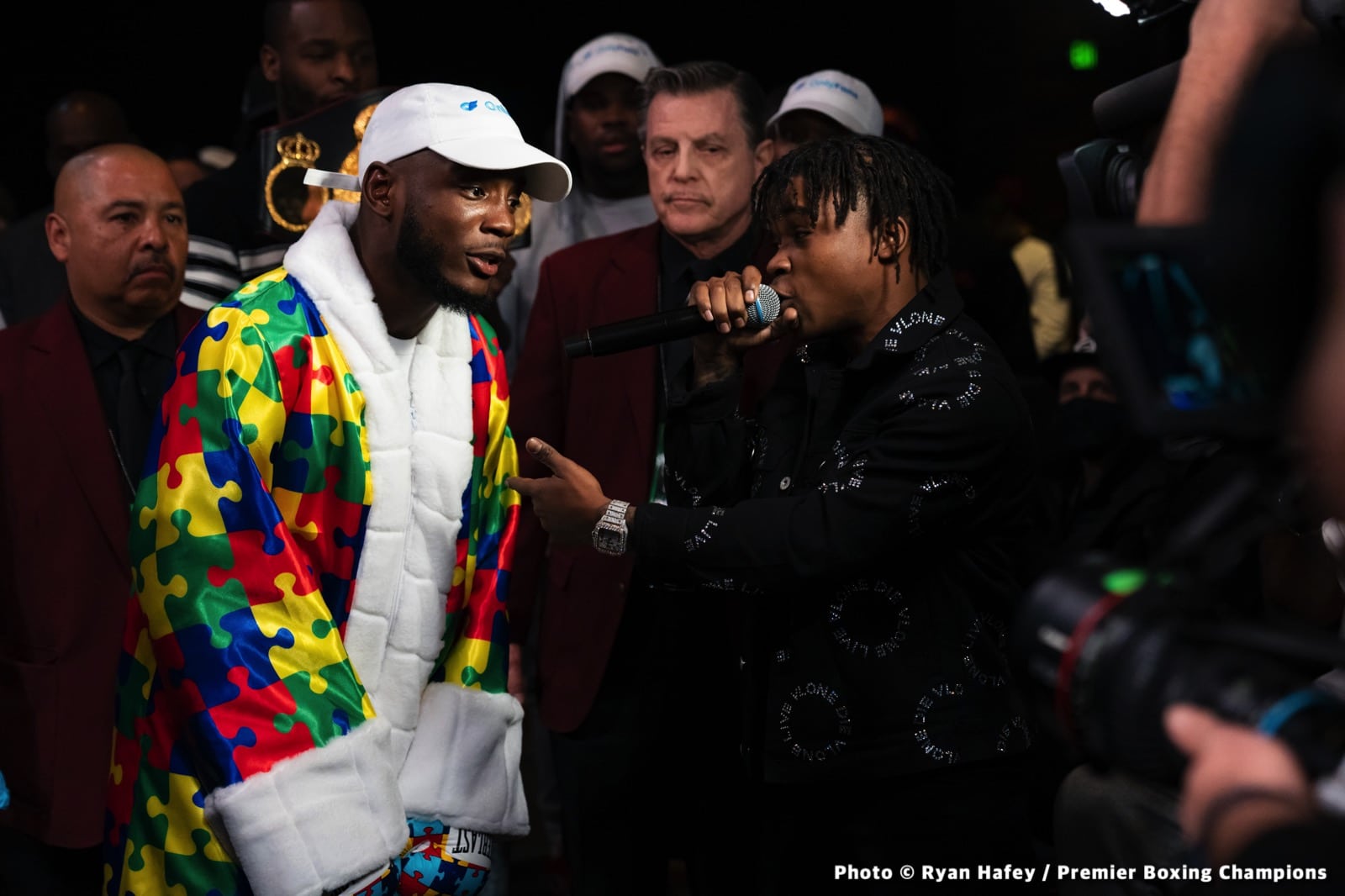 Boxing photo: Chris Colbert, Gary Antuanne Russell, Hector Garcia, Viktor Postol image Hector Garcia defeats Colbert; Russell stops Postol - Boxing Results
