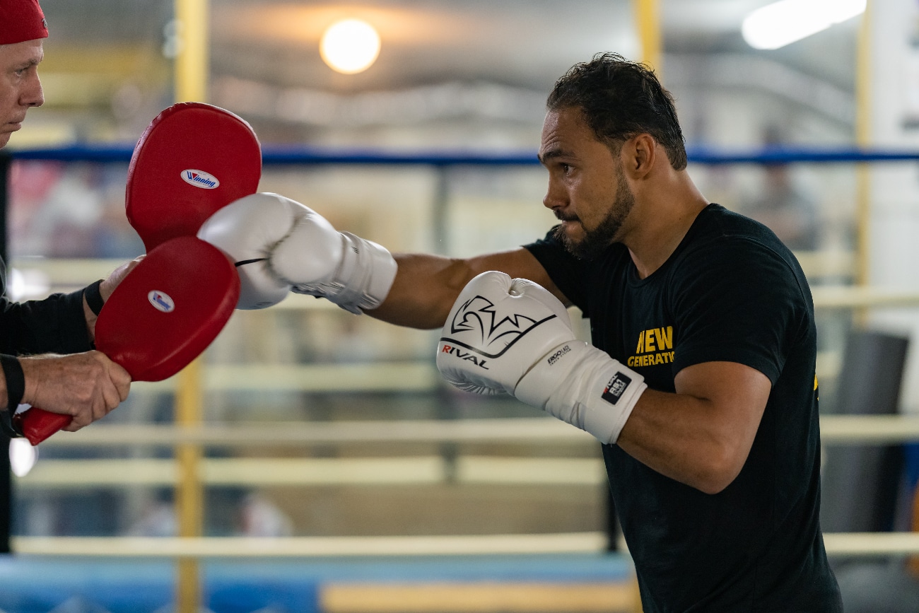 Keith Thurman wants his world titles back in 2022