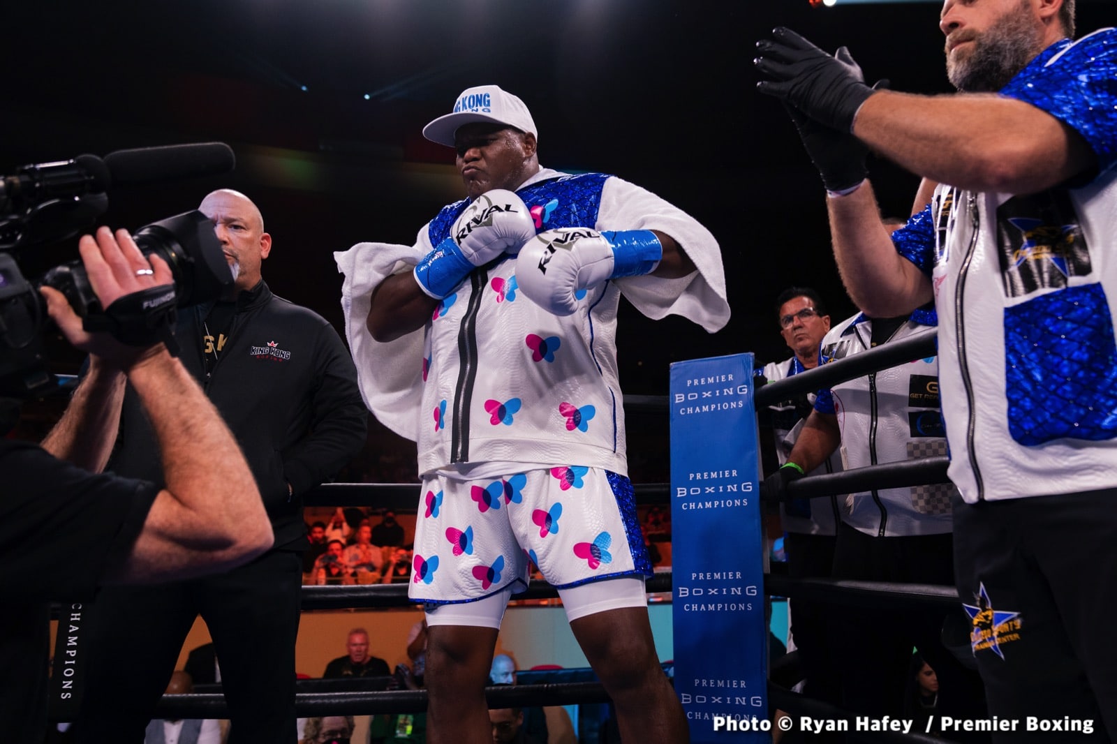 Boxing photo: Charles Martin, Frank Martin, Luis Ortiz, Romero Duno image Luis Ortiz vs Martin Live Results From Hollywood, Florida