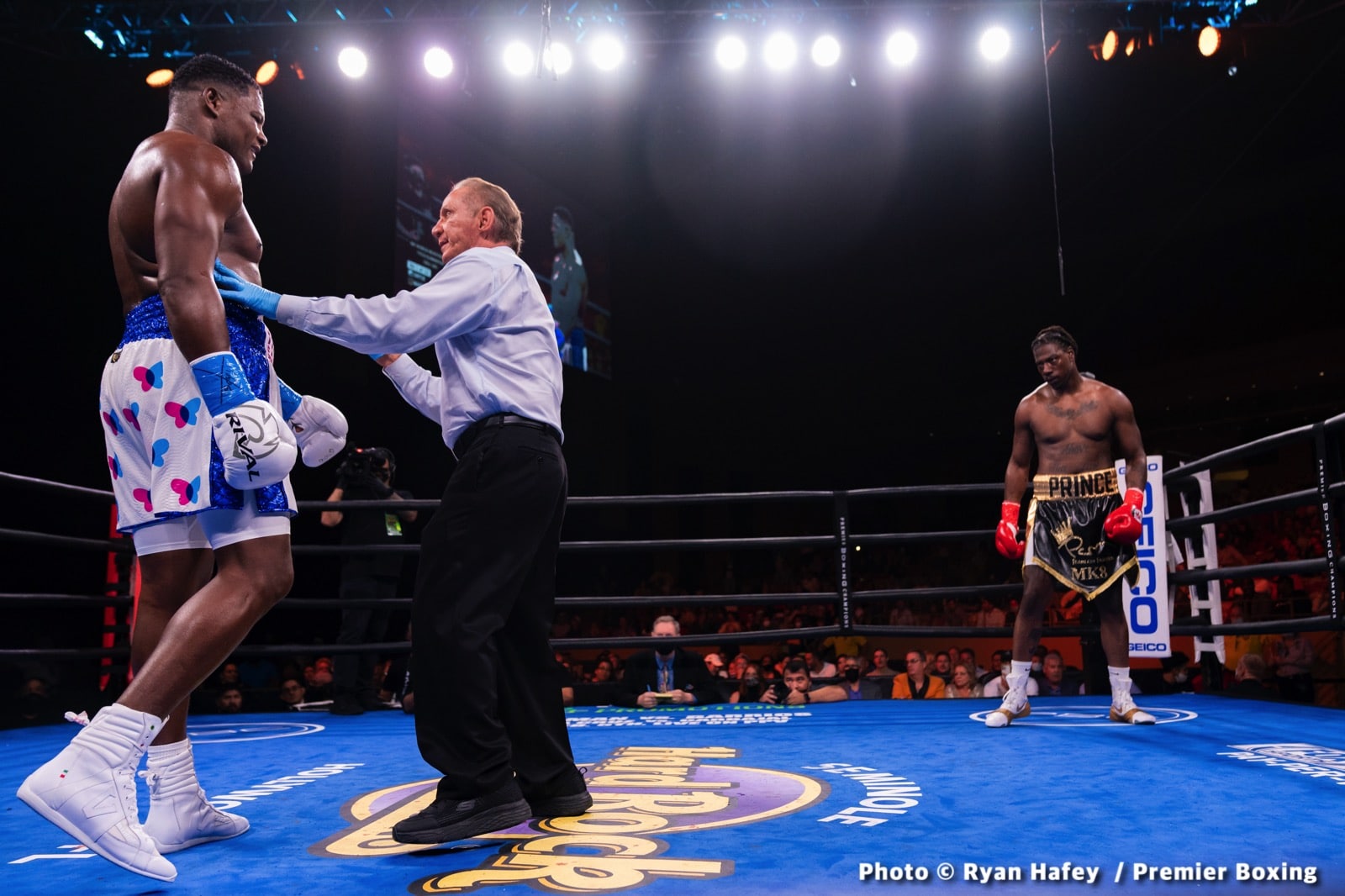 Boxing photo: Charles Martin, Frank Martin, Luis Ortiz, Romero Duno image Luis Ortiz vs Martin Live Results From Hollywood, Florida