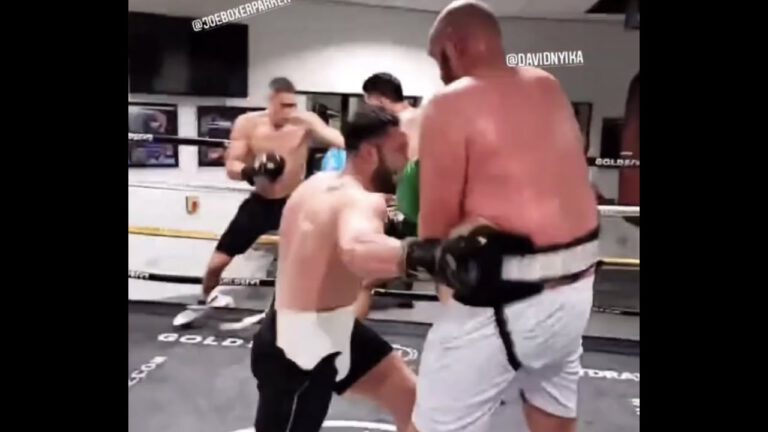 Tyson Fury looking VERY chubby, training with Joseph Parker
