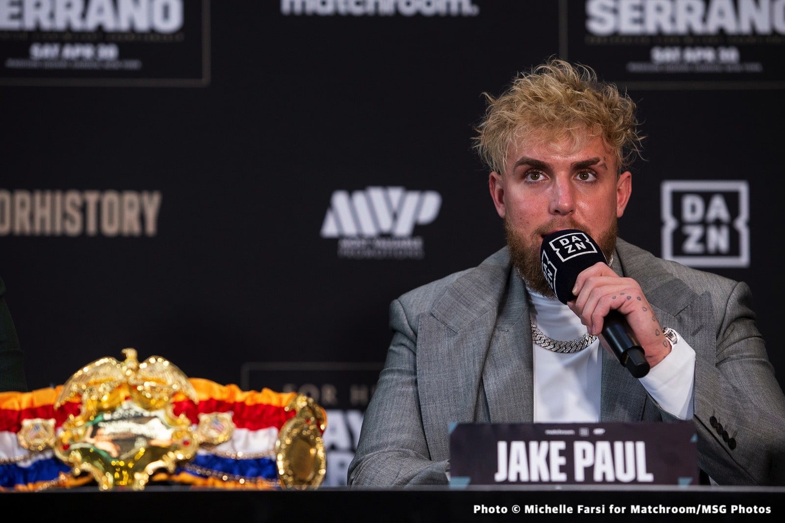 Jake Paul boxing image / photo