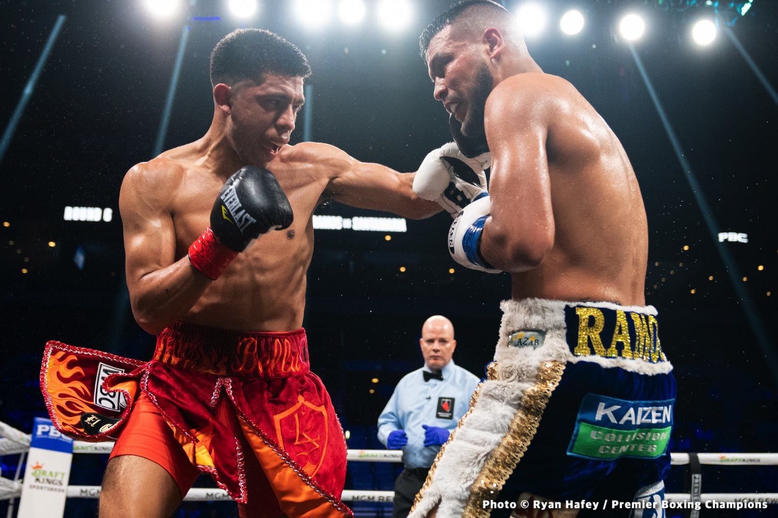 Photos: Thurman defeats Barrios, Santa Cruz Dominates Carbajal