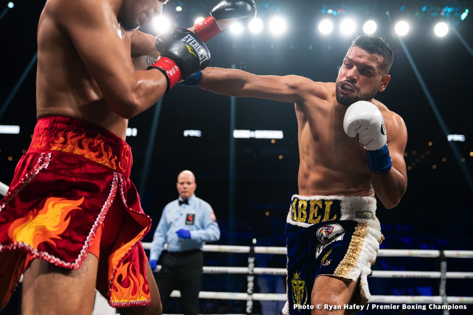 Photos: Thurman defeats Barrios, Santa Cruz Dominates Carbajal