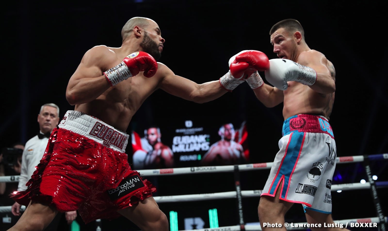 Photos: Eubank Jr. easily beats Williams, Claressa Shields outpoints Kozin