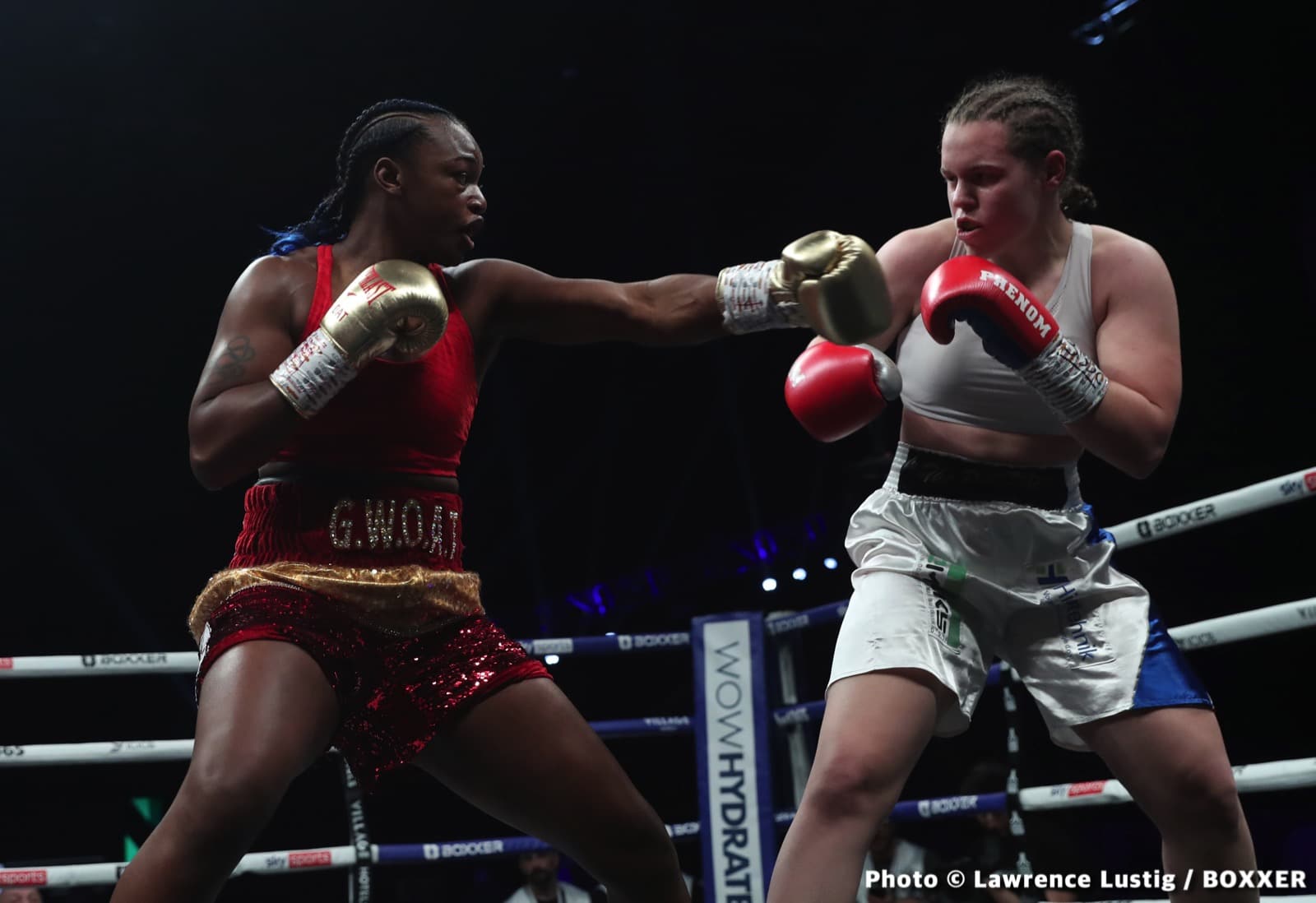 Photos: Eubank Jr. easily beats Williams, Claressa Shields outpoints Kozin