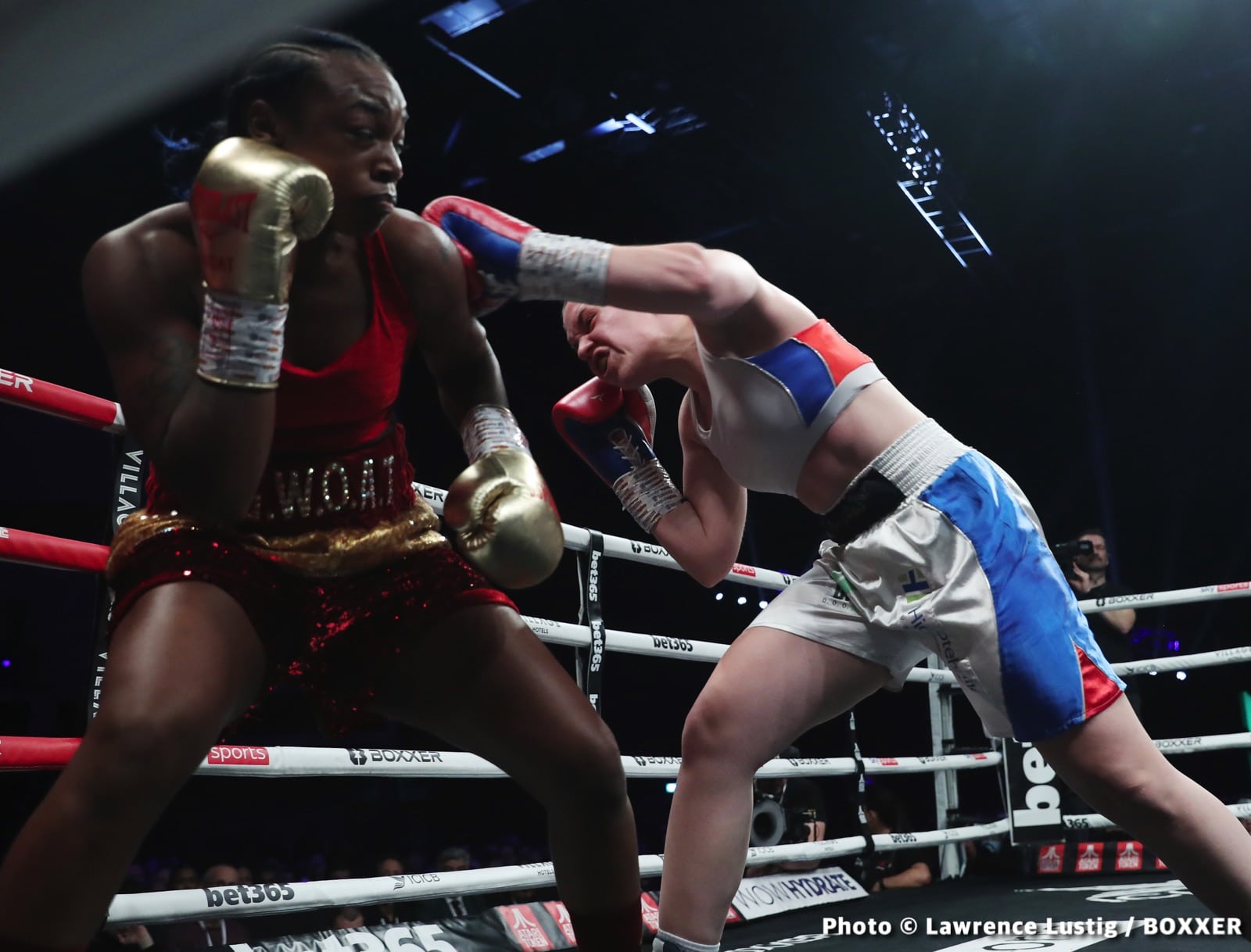 Photos: Eubank Jr. easily beats Williams, Claressa Shields outpoints Kozin