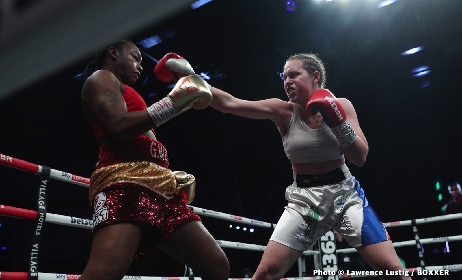 Photos: Eubank Jr. easily beats Williams, Claressa Shields outpoints Kozin