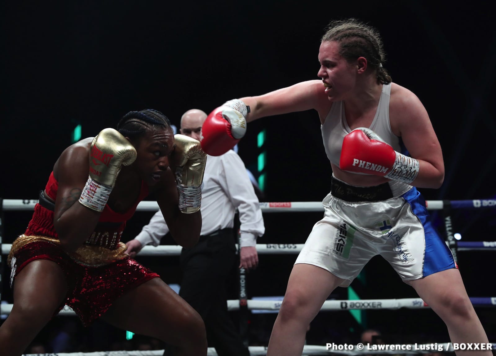 Photos: Eubank Jr. easily beats Williams, Claressa Shields outpoints Kozin
