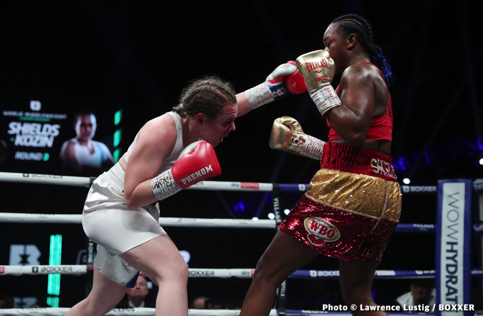 Photos: Eubank Jr. easily beats Williams, Claressa Shields outpoints Kozin