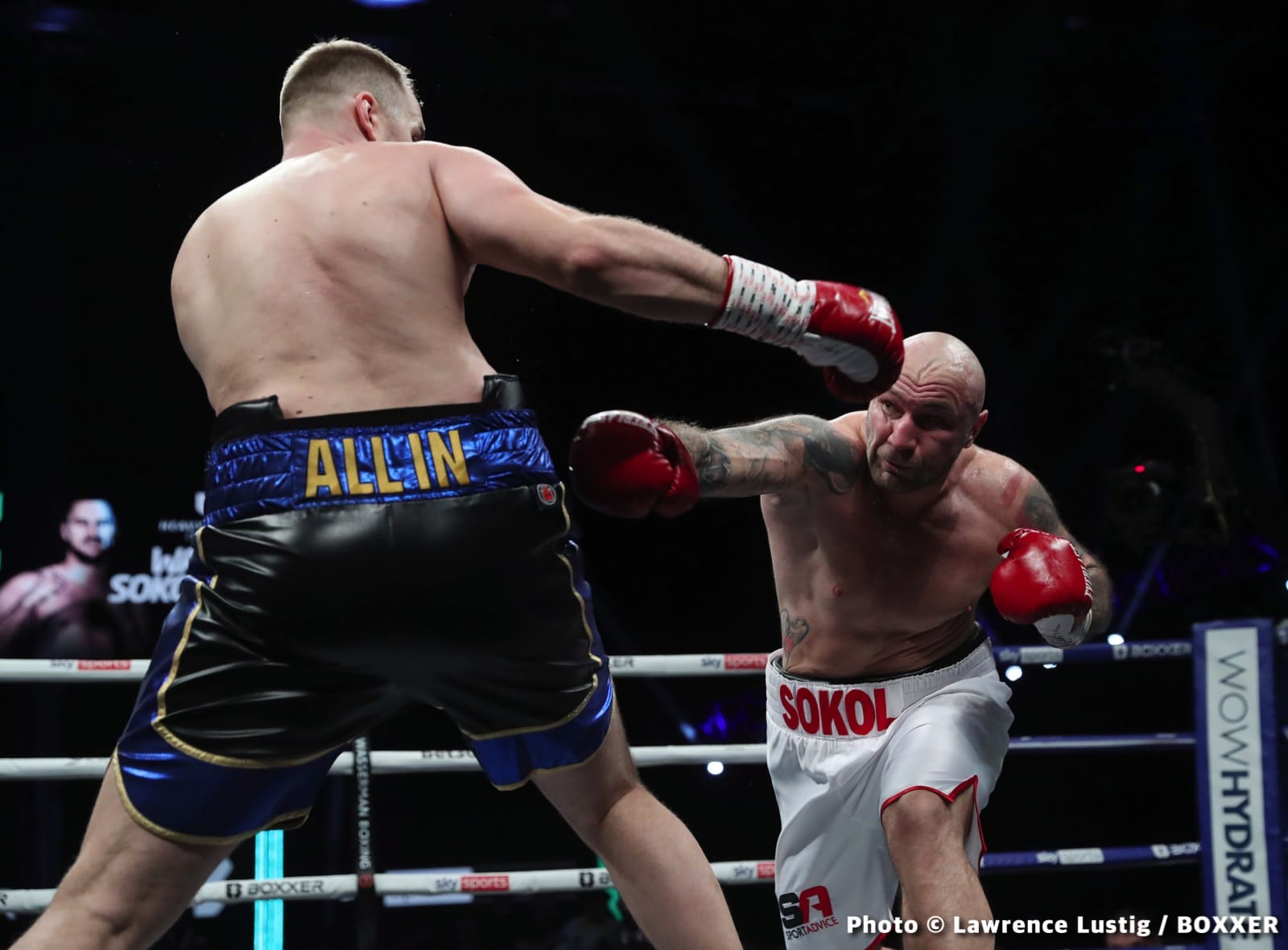 Photos: Eubank Jr. easily beats Williams, Claressa Shields outpoints Kozin