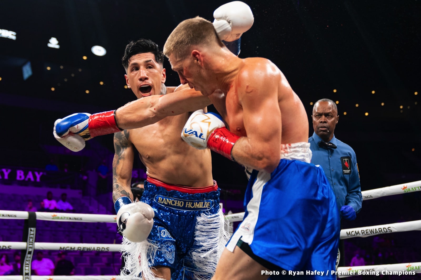 Photos: Thurman defeats Barrios, Santa Cruz Dominates Carbajal
