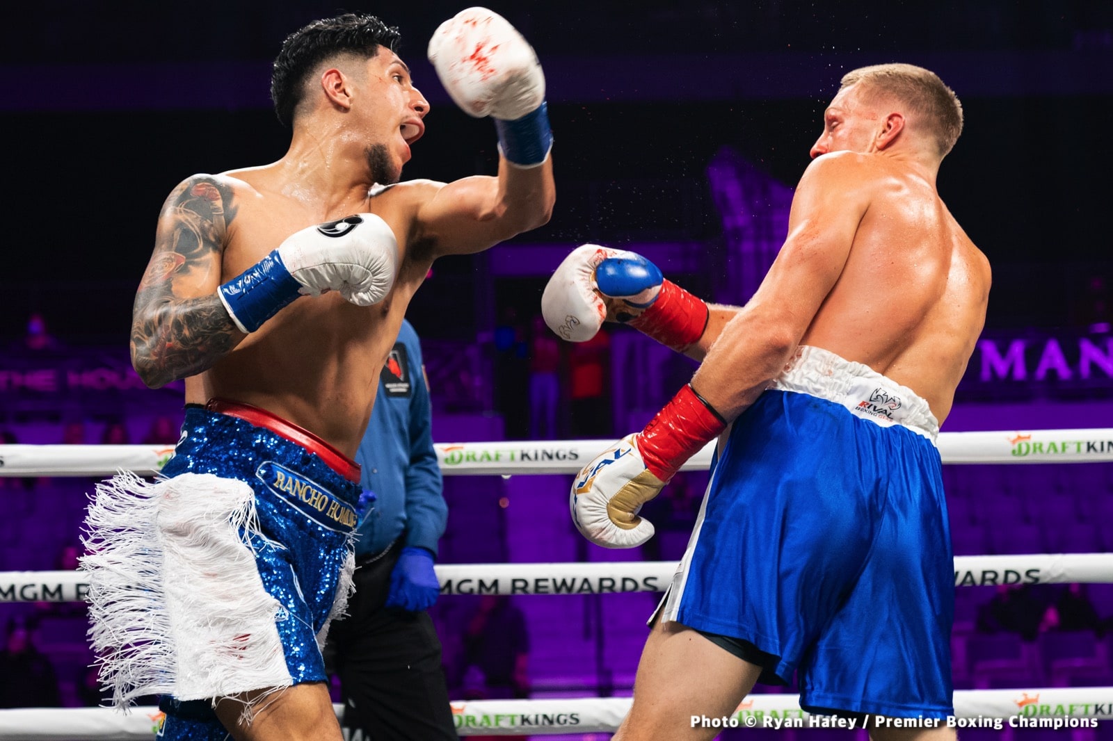 Photos: Thurman defeats Barrios, Santa Cruz Dominates Carbajal