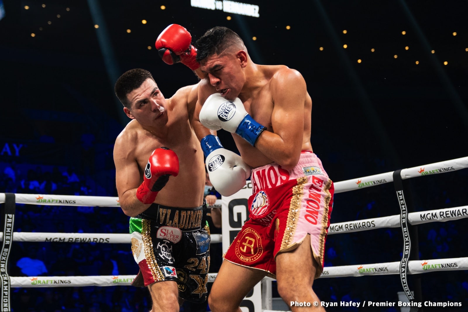 Photos: Thurman defeats Barrios, Santa Cruz Dominates Carbajal