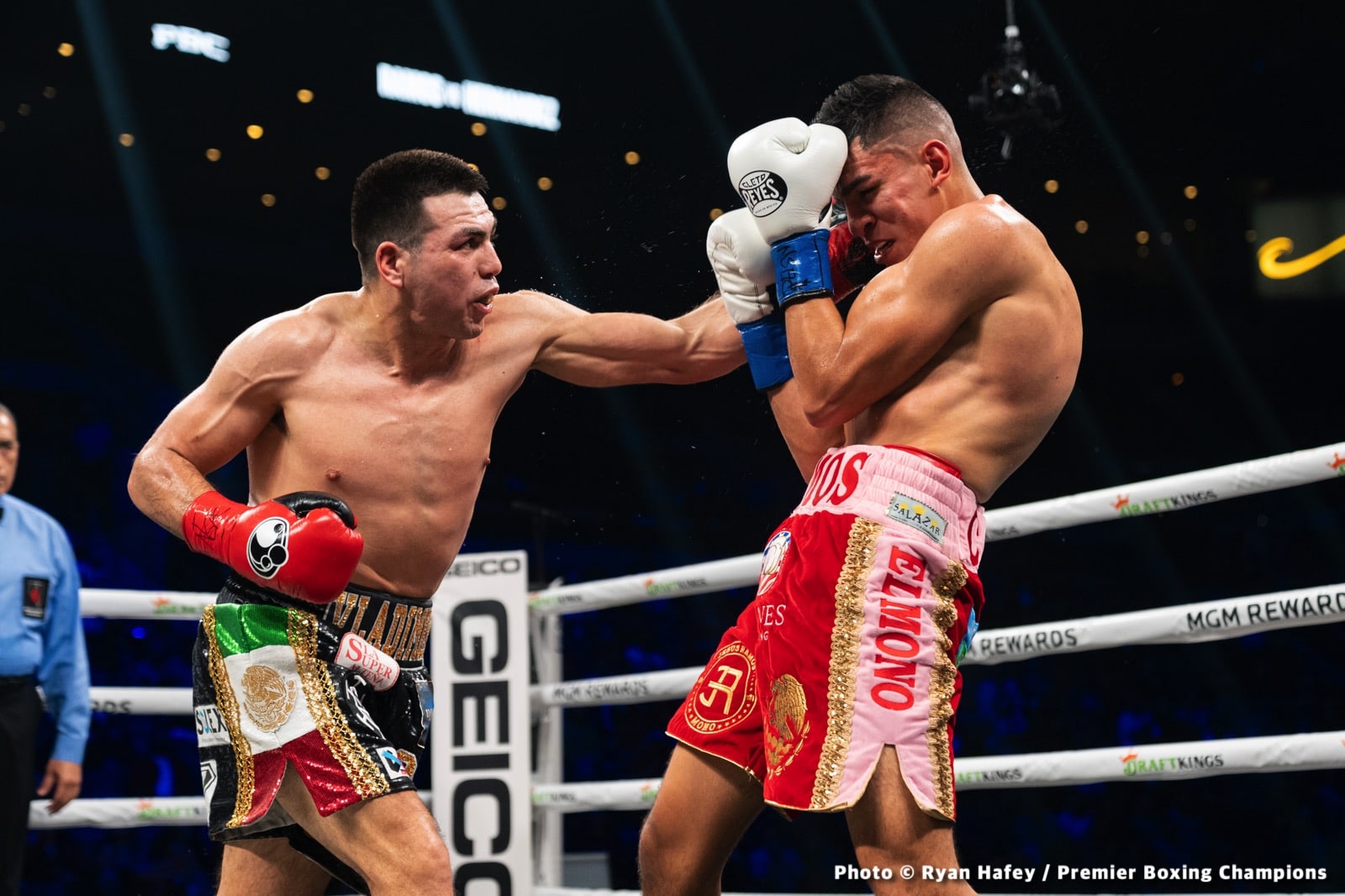 Photos: Thurman defeats Barrios, Santa Cruz Dominates Carbajal
