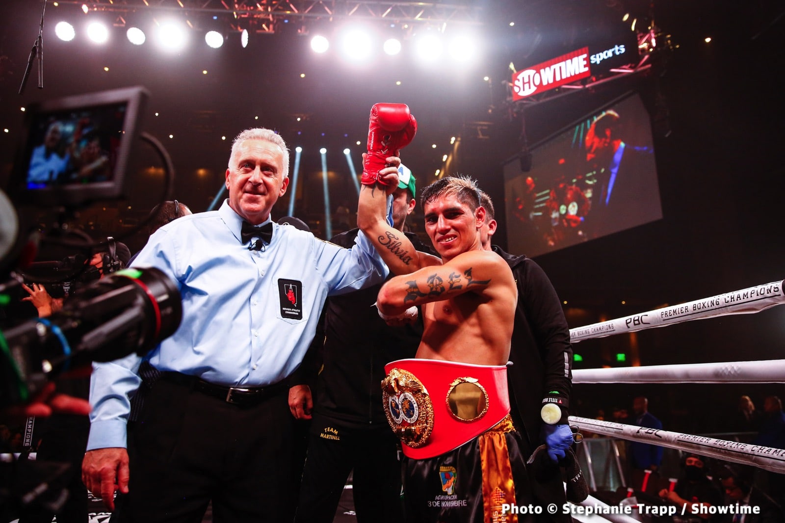 Photos: Garcia Dominates Chris Colbert, Martinez Upsets Jerwin Ancajas!