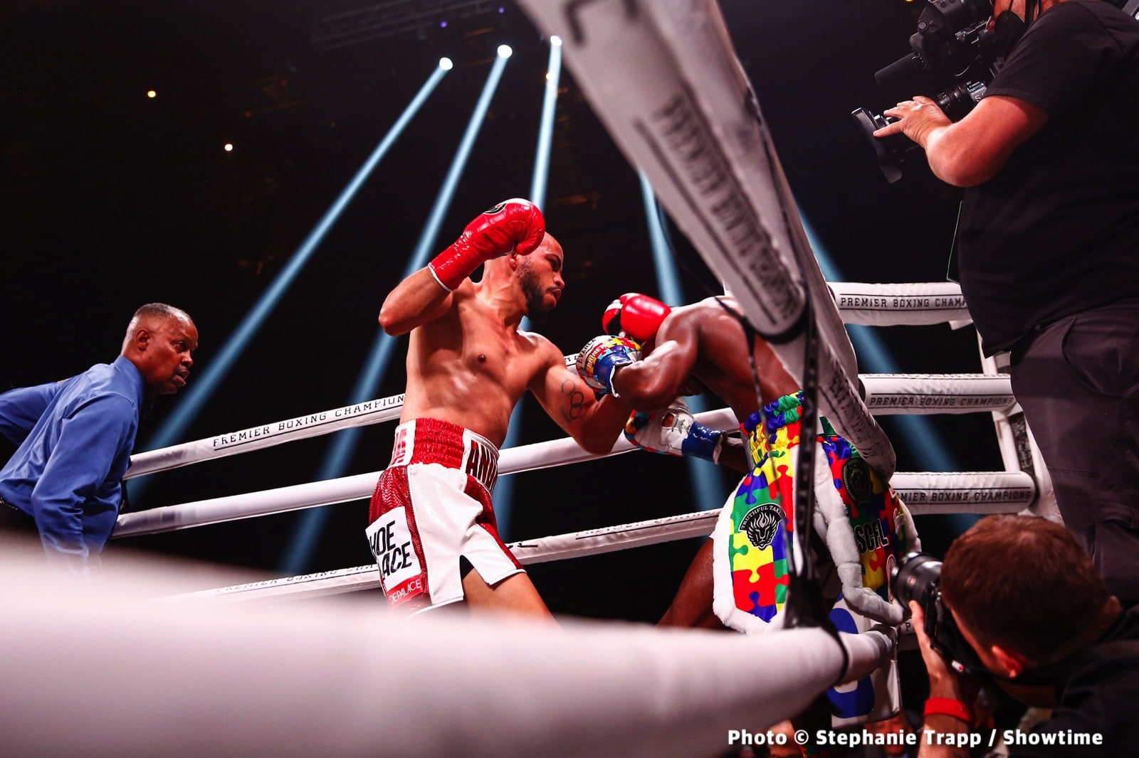 Photos: Garcia Dominates Chris Colbert, Martinez Upsets Jerwin Ancajas!