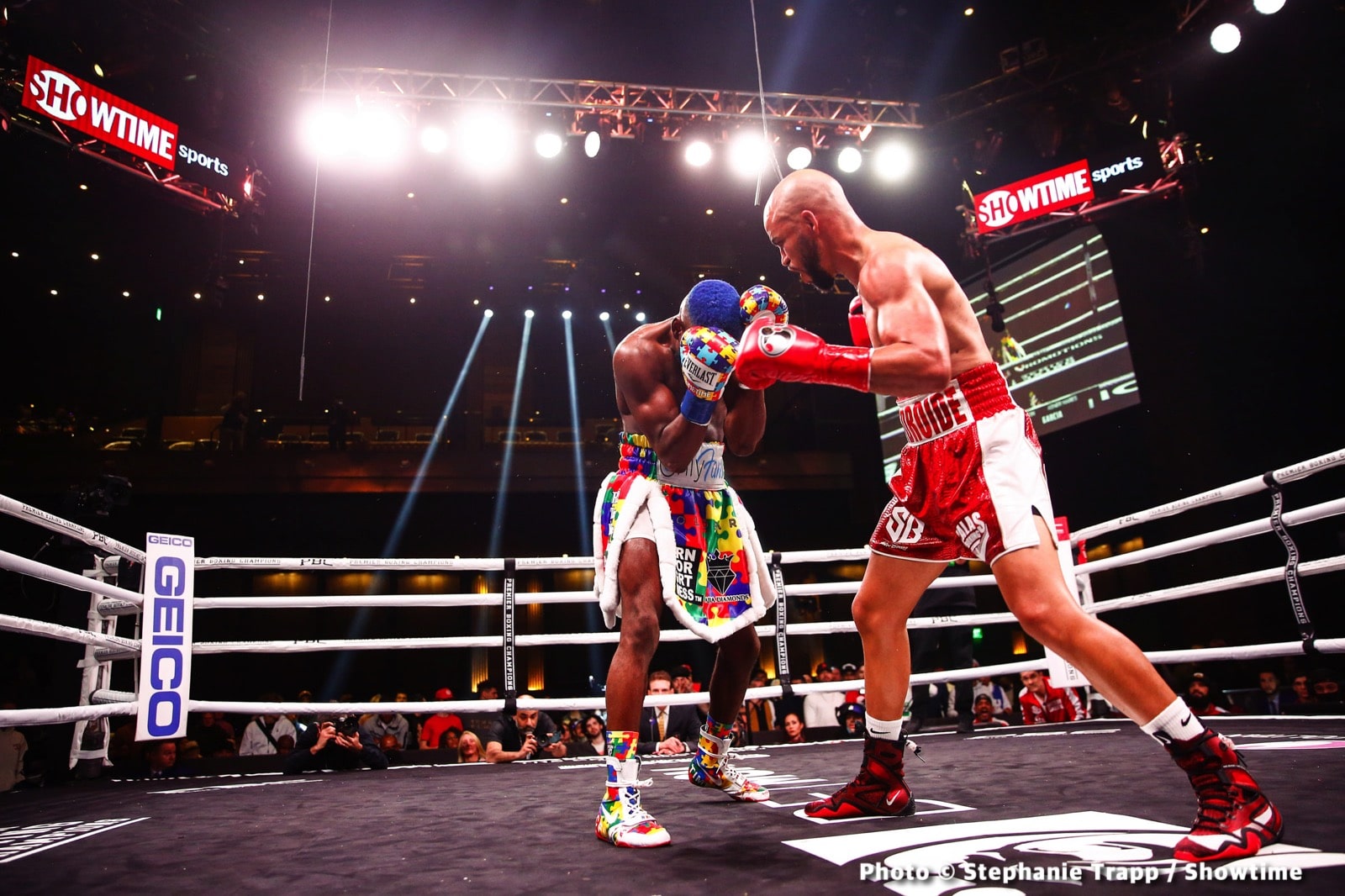 Photos: Garcia Dominates Chris Colbert, Martinez Upsets Jerwin Ancajas!