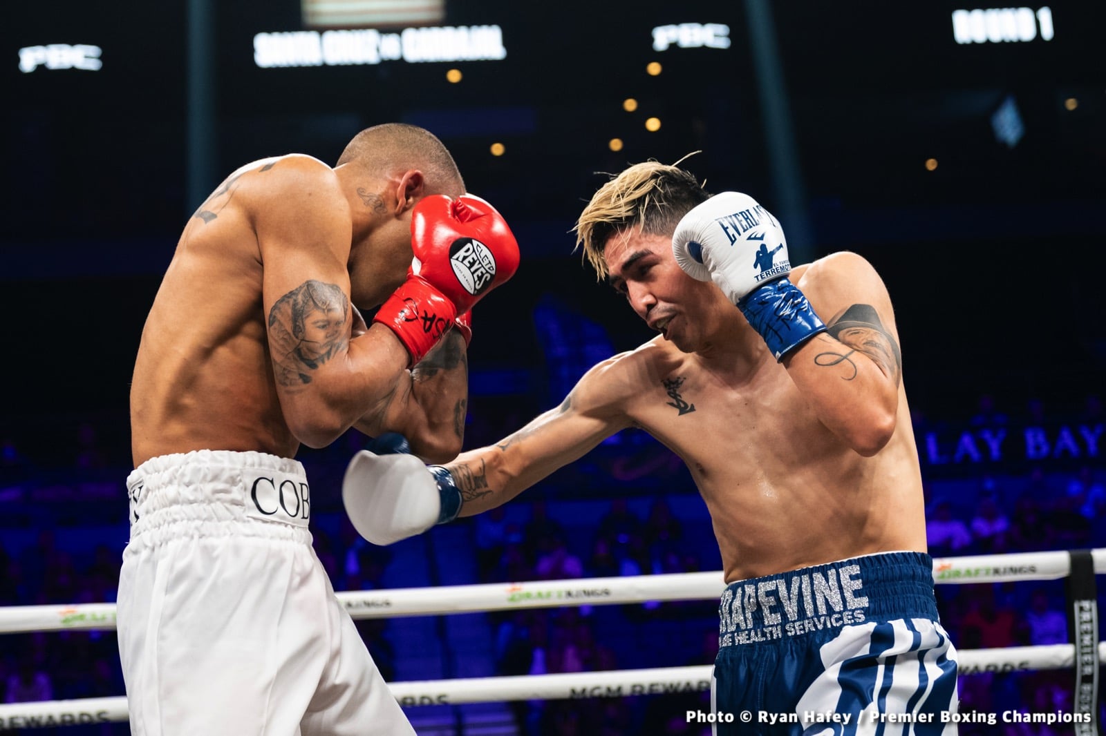 Photos: Thurman defeats Barrios, Santa Cruz Dominates Carbajal