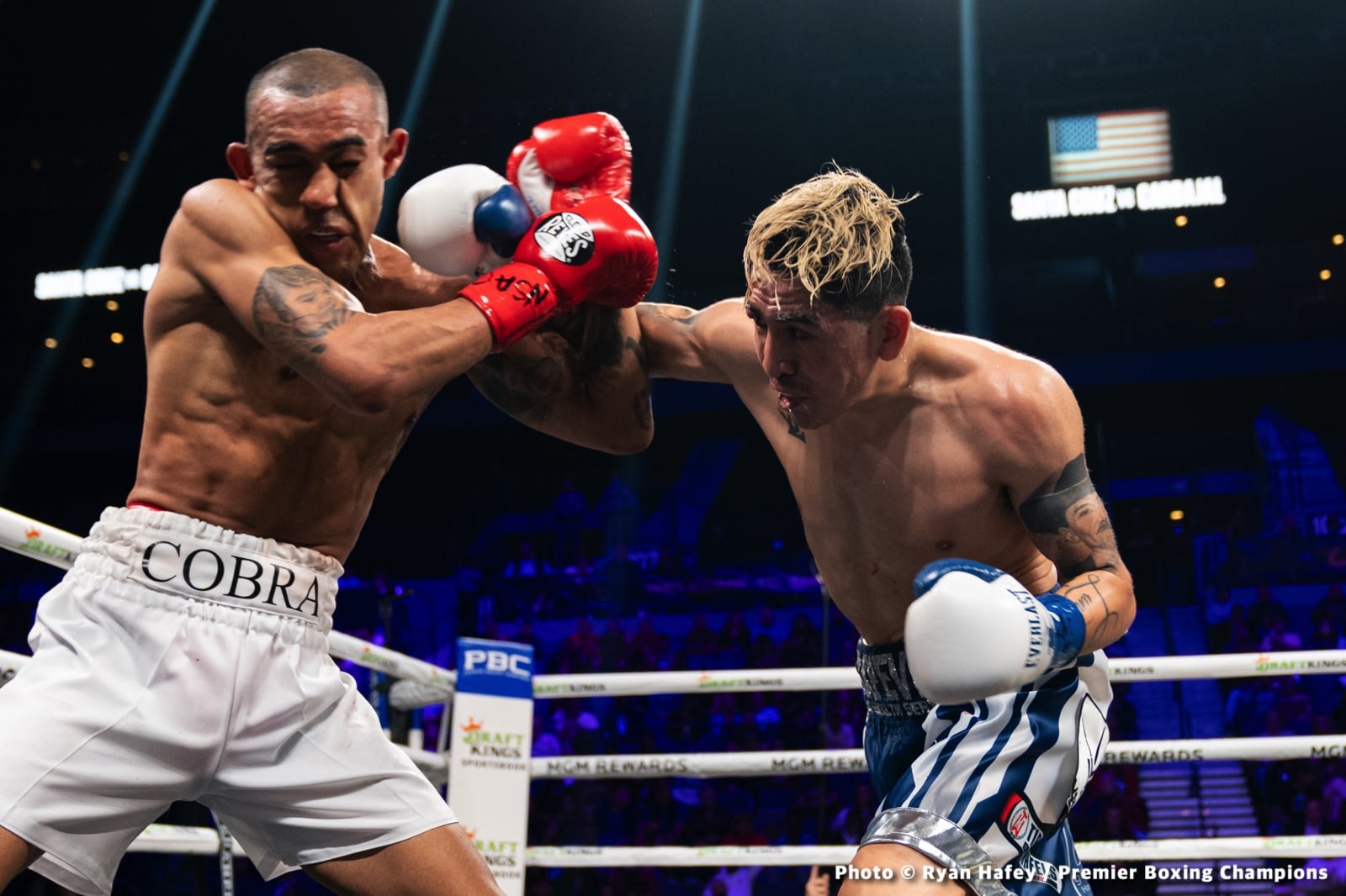 Photos: Thurman defeats Barrios, Santa Cruz Dominates Carbajal