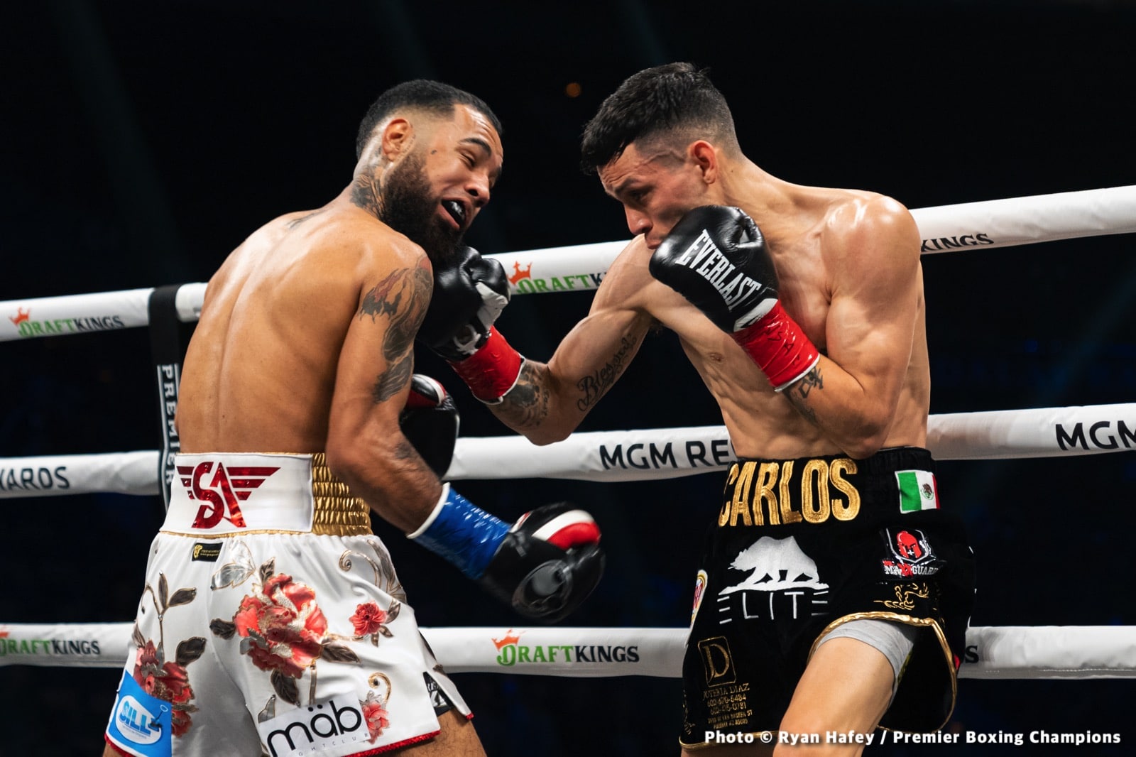 Photos: Thurman defeats Barrios, Santa Cruz Dominates Carbajal
