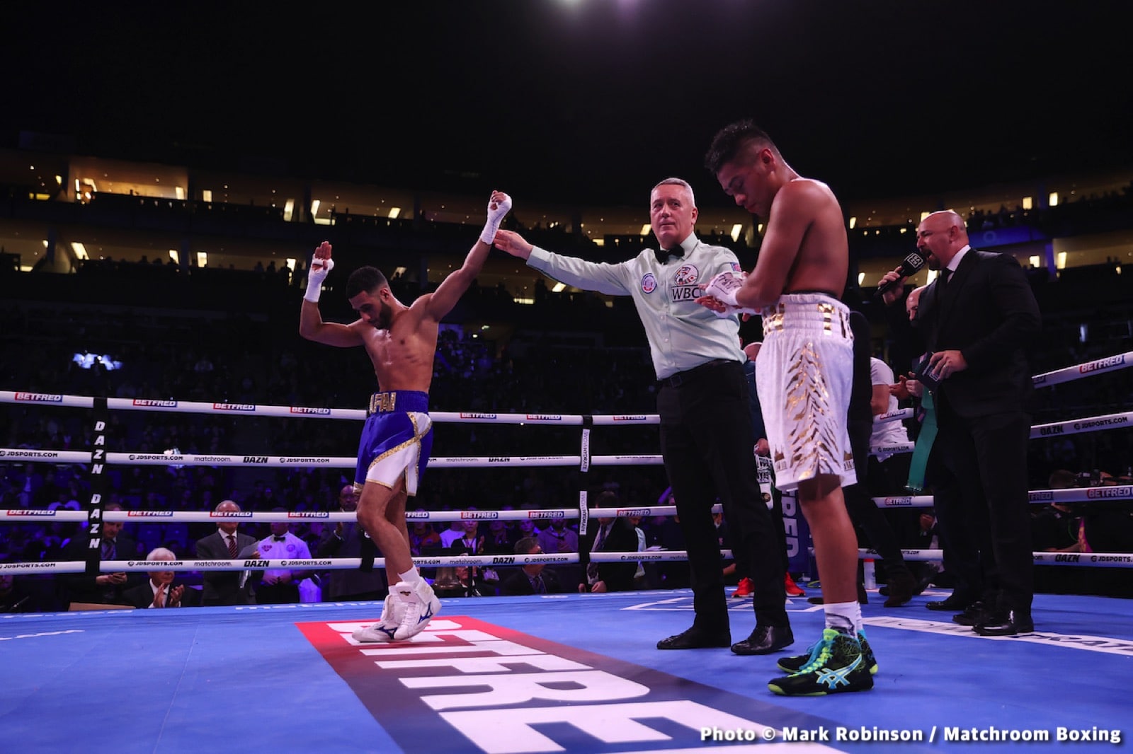 Lawrence Okolie vs. Michal Cieslak - LIVE action results from O2 in London