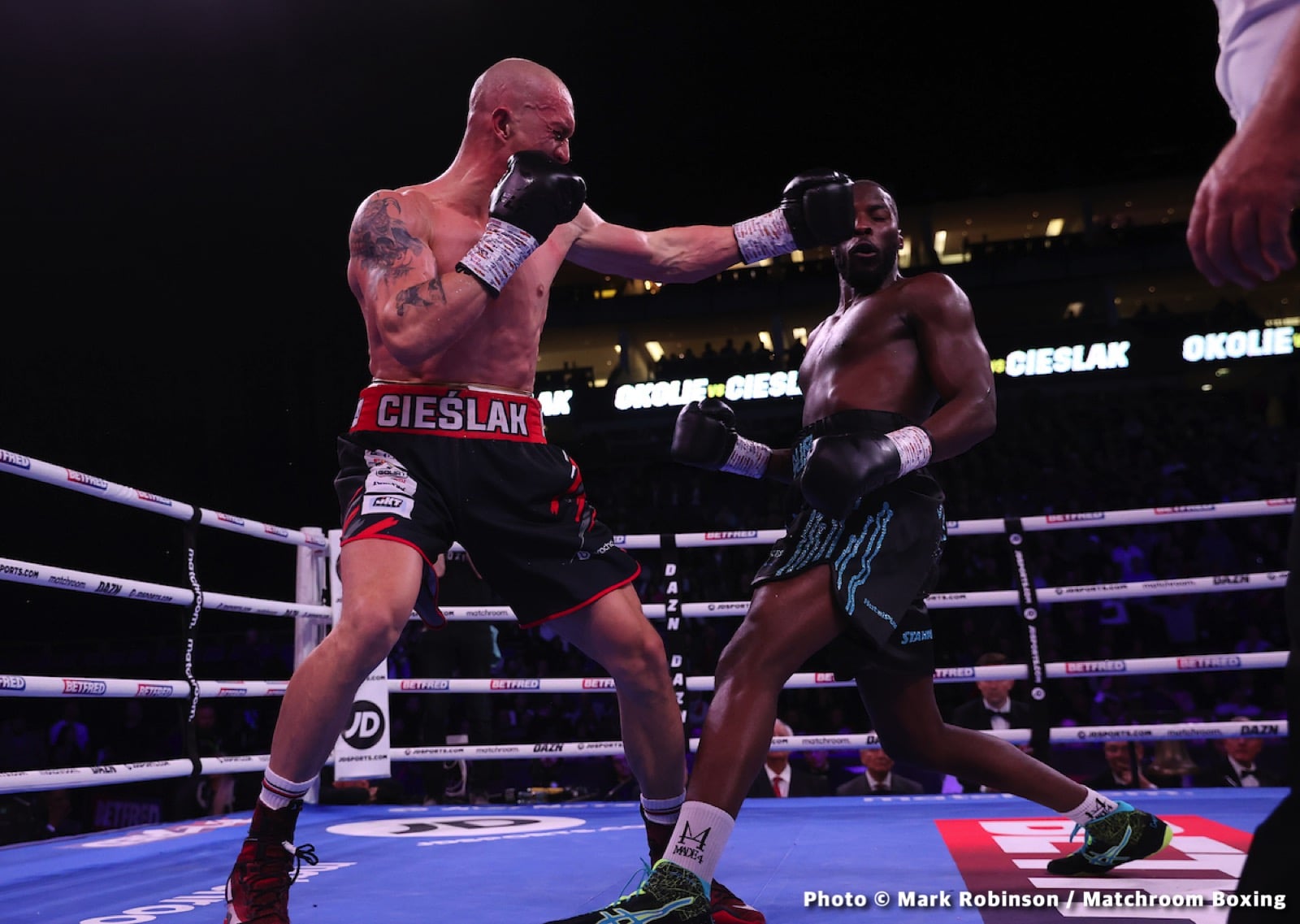 Lawrence Okolie vs. Michal Cieslak - LIVE action results from O2 in London