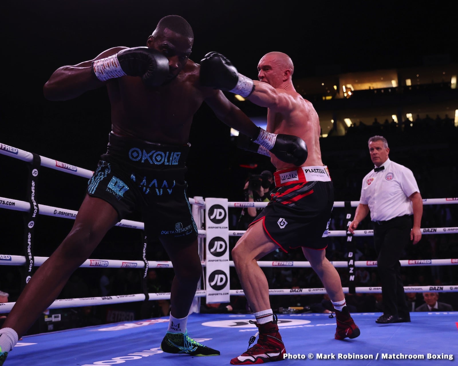 Lawrence Okolie vs. Michal Cieslak - LIVE action results from O2 in London