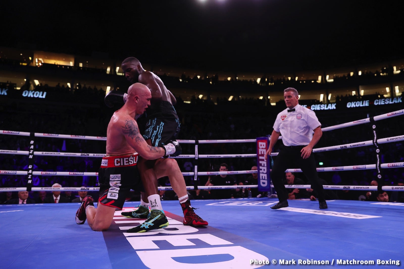 Lawrence Okolie vs. Michal Cieslak - LIVE action results from O2 in London