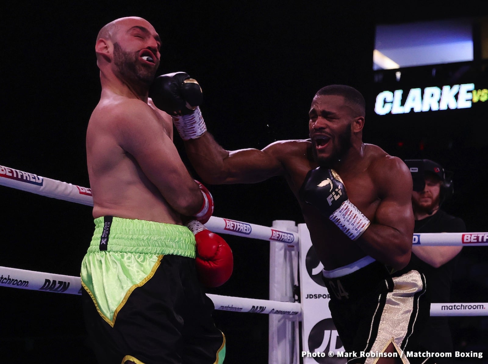 Lawrence Okolie vs. Michal Cieslak - LIVE action results from O2 in London