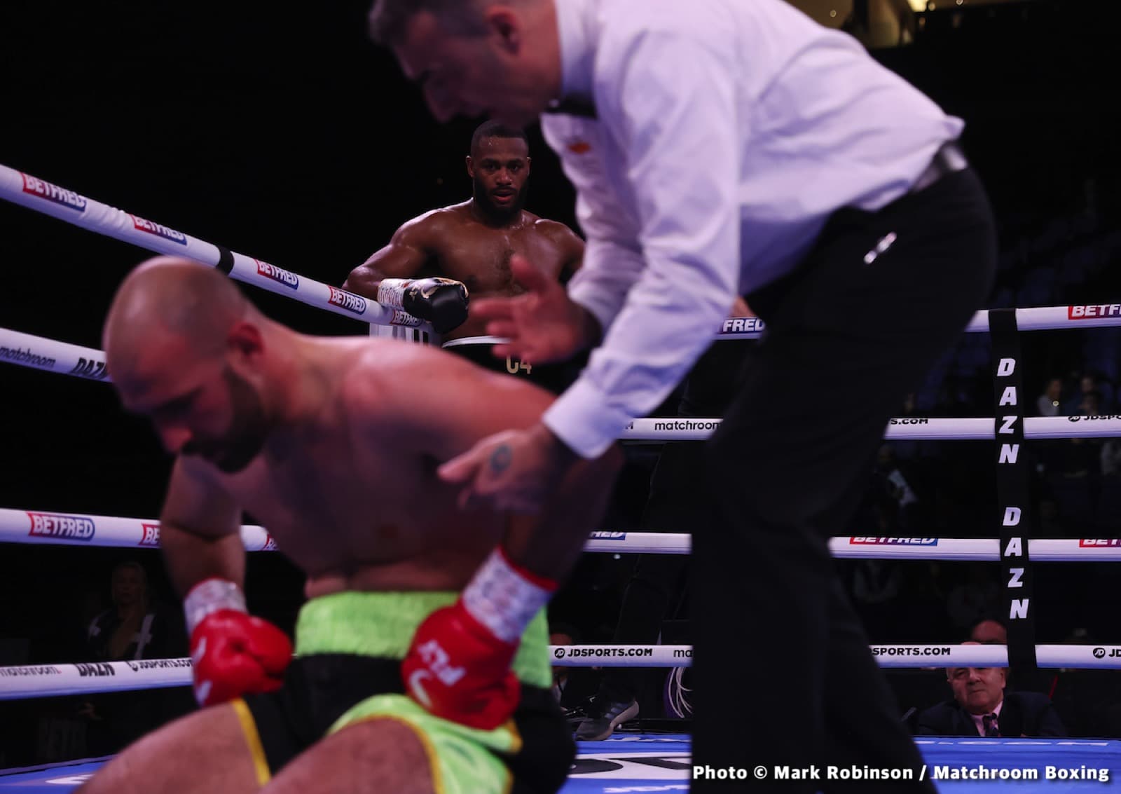 Lawrence Okolie vs. Michal Cieslak - LIVE action results from O2 in London