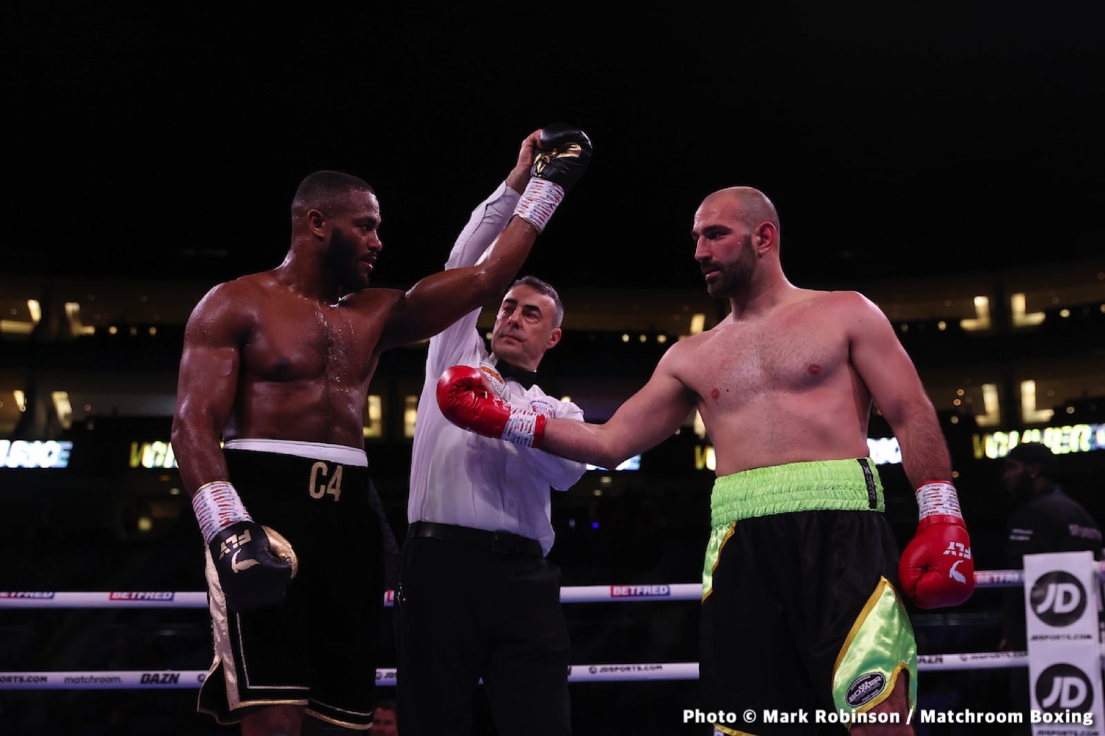 Lawrence Okolie vs. Michal Cieslak - LIVE action results from O2 in London