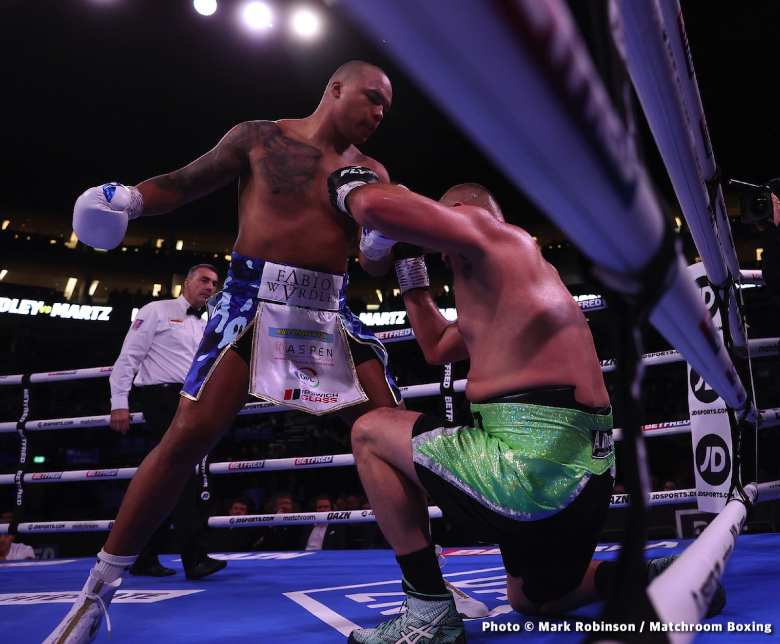 Lawrence Okolie vs. Michal Cieslak - LIVE action results from O2 in London