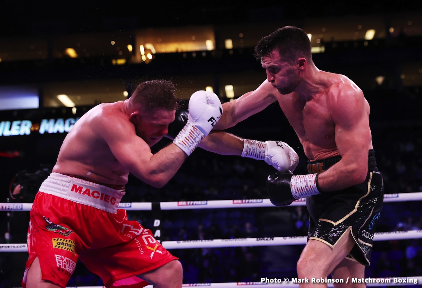 Lawrence Okolie vs. Michal Cieslak - LIVE action results from O2 in London