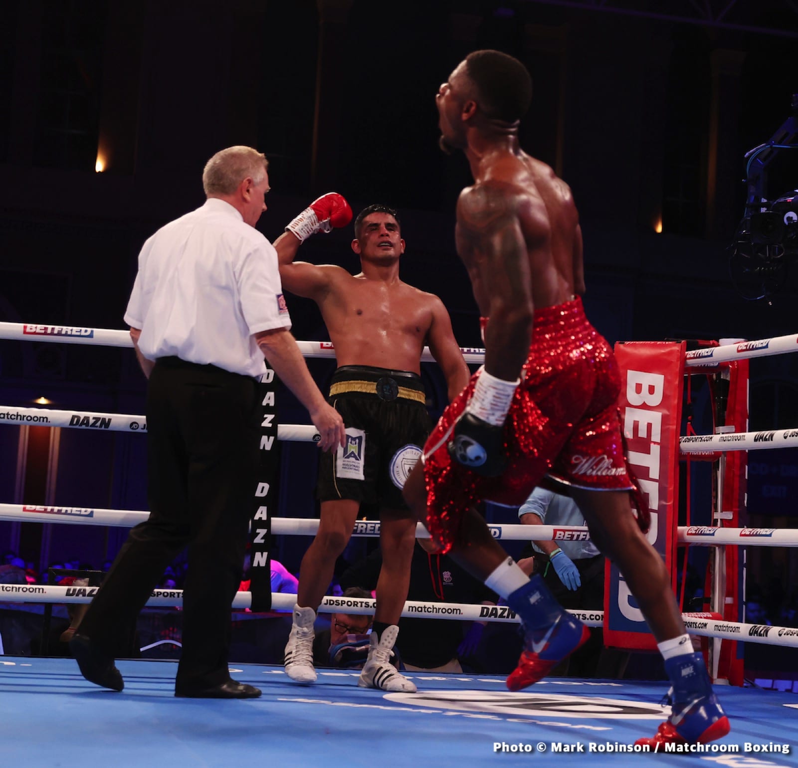 Daniel Jacobs vs. John Ryder live updates & results from London
