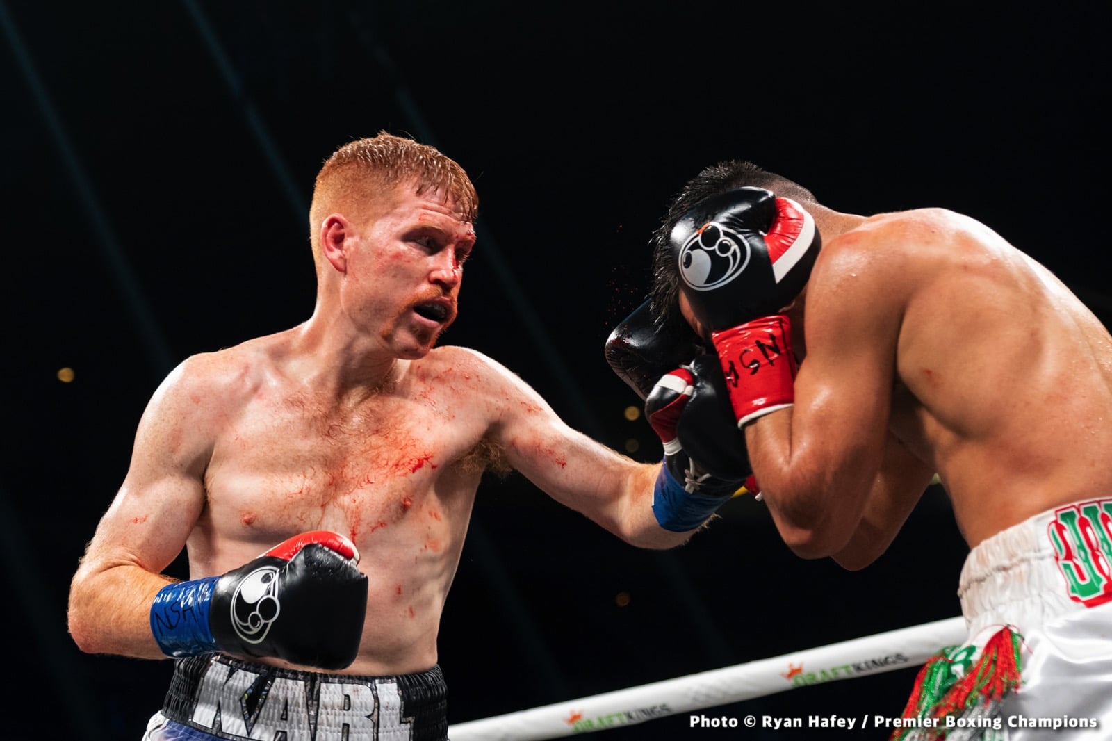 Photos: Thurman defeats Barrios, Santa Cruz Dominates Carbajal