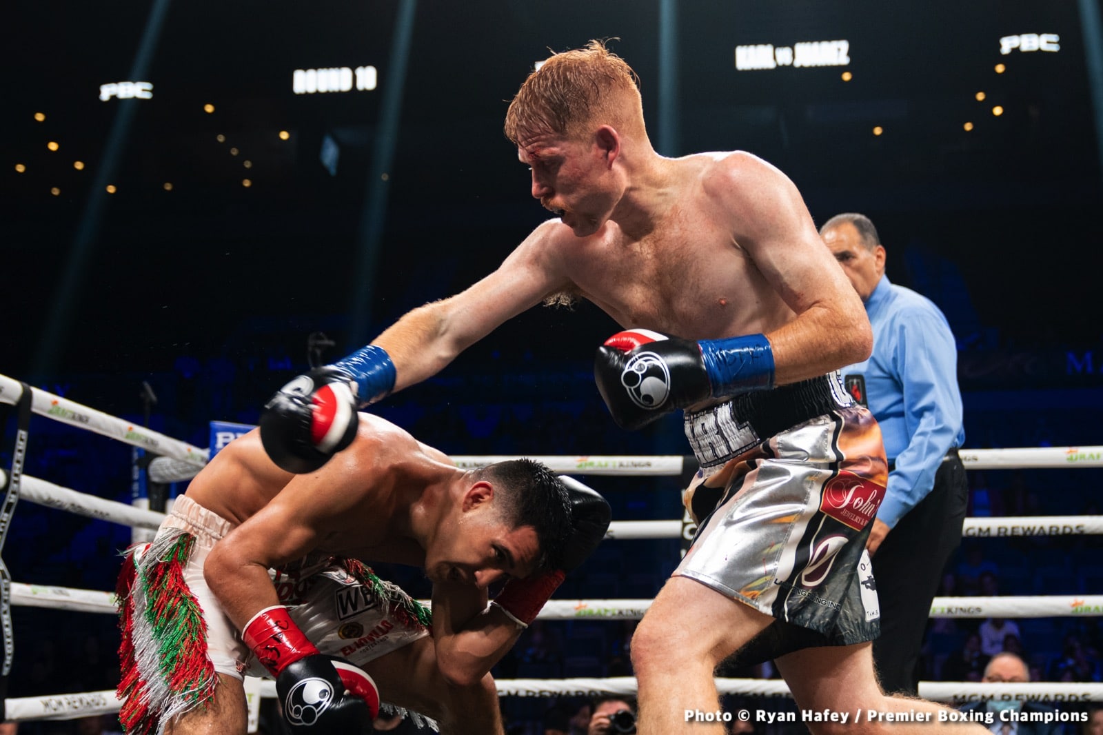 Photos: Thurman defeats Barrios, Santa Cruz Dominates Carbajal