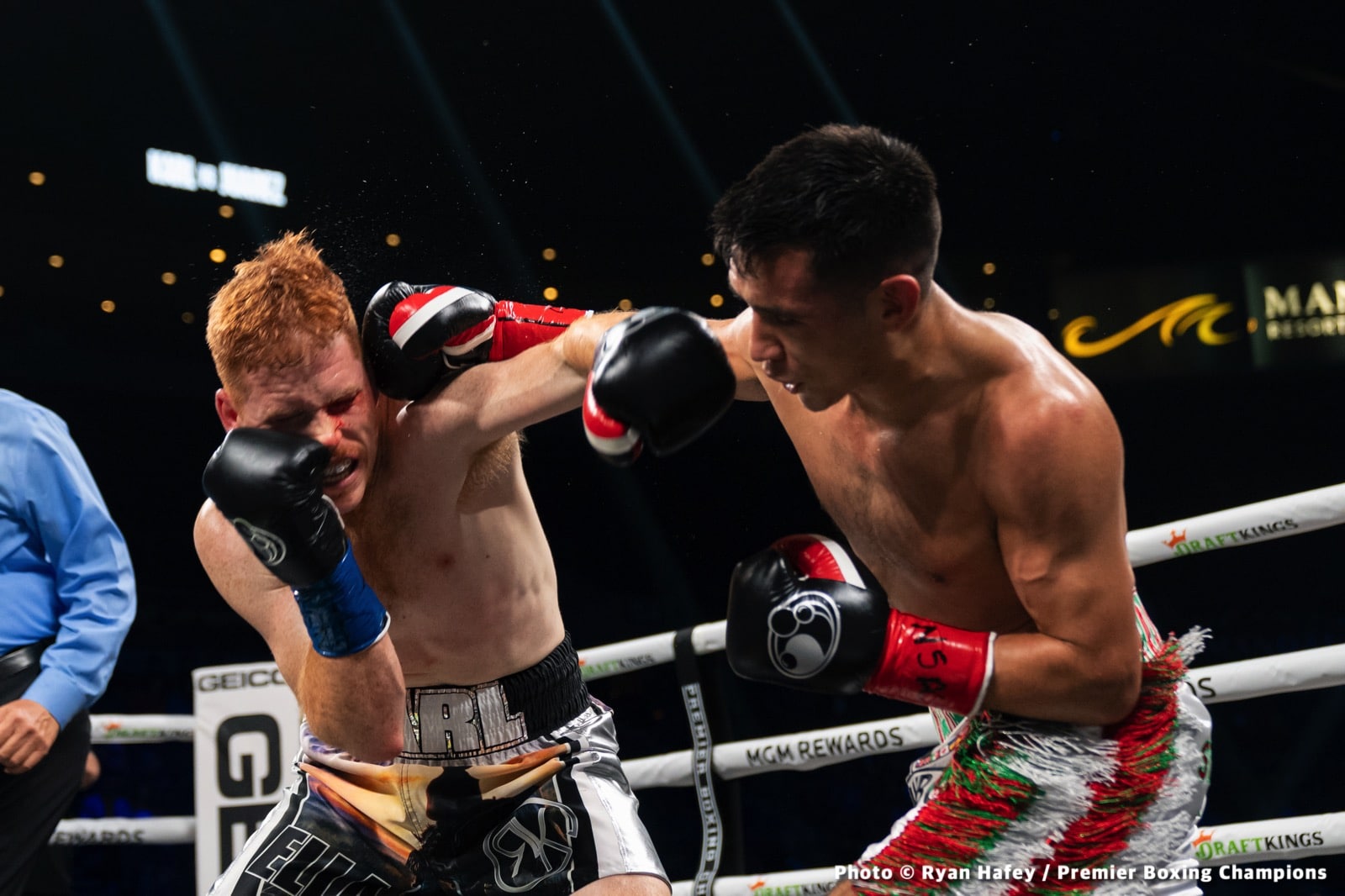 Photos: Thurman defeats Barrios, Santa Cruz Dominates Carbajal