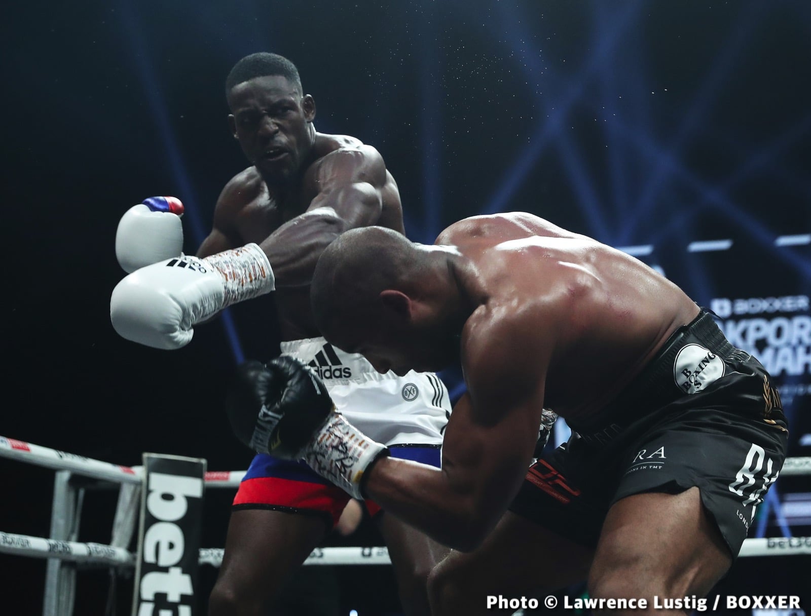 Richard Riakporhe beats Deion Jumah - Boxing Results