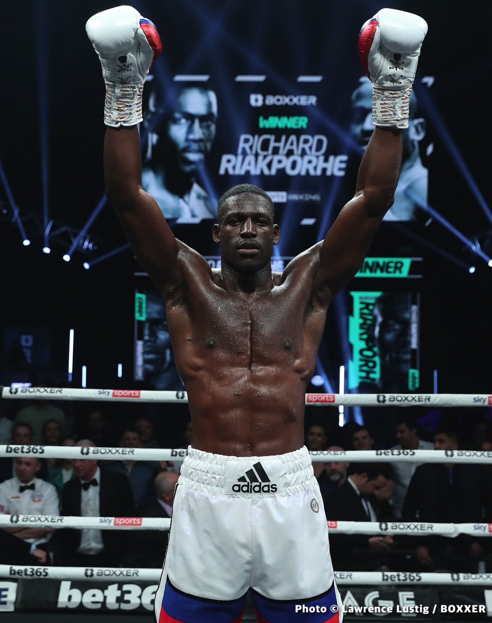 Richard Riakporhe beats Deion Jumah - Boxing Results