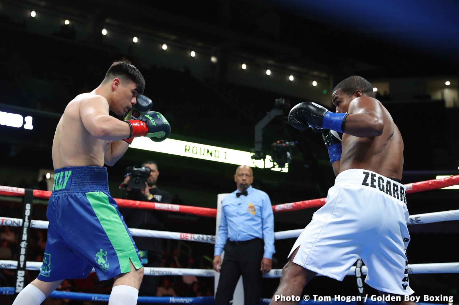 Photos: Rocha destroys Cobbs; McKinson beats Martin